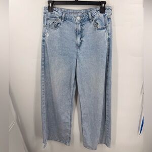 American Eagle Jeans Womens Super High Rise Baggy Wide Leg Light Wash Size 12